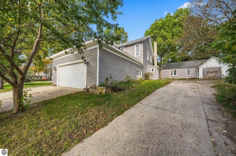 Tiny photo for 318 Hersey ST, Cadillac, MI 49601 (MLS # 1951104)