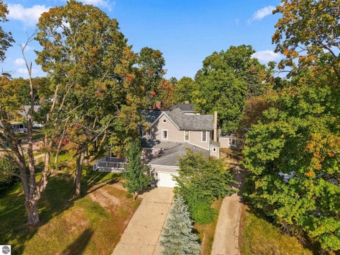 Tiny photo for 318 Hersey ST, Cadillac, MI 49601 (MLS # 1951104)