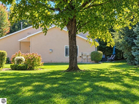 Tiny photo for 210 Greenview Circle, Cadillac, MI 49601 (MLS # 1951132)