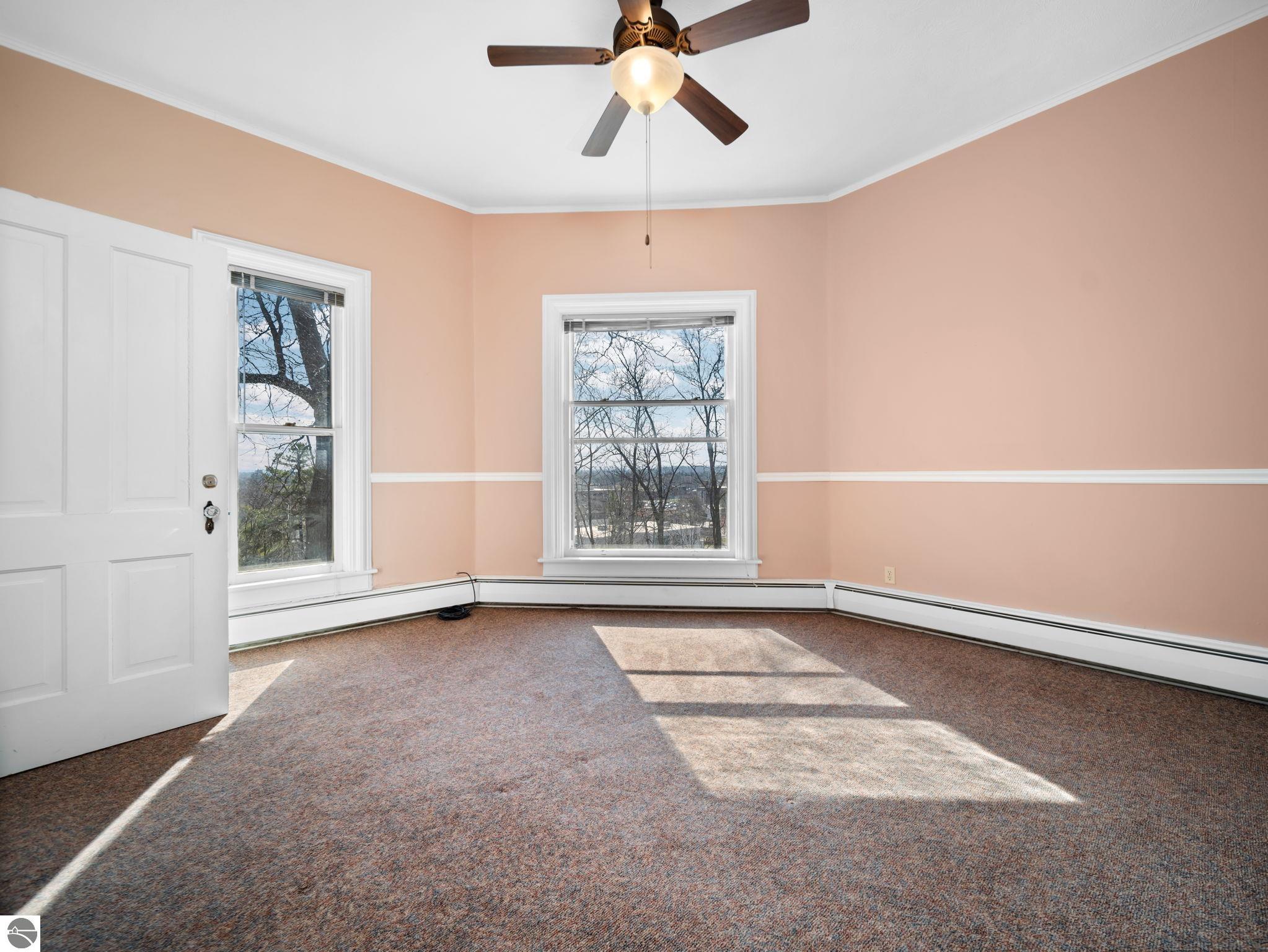 3515 Jefferson Rd, Traverse City, MI, 49684, USA, 5 Bedrooms Bedrooms, ,4 BathroomsBathrooms,Residential,Active,3515 Jefferson Rd,1944602