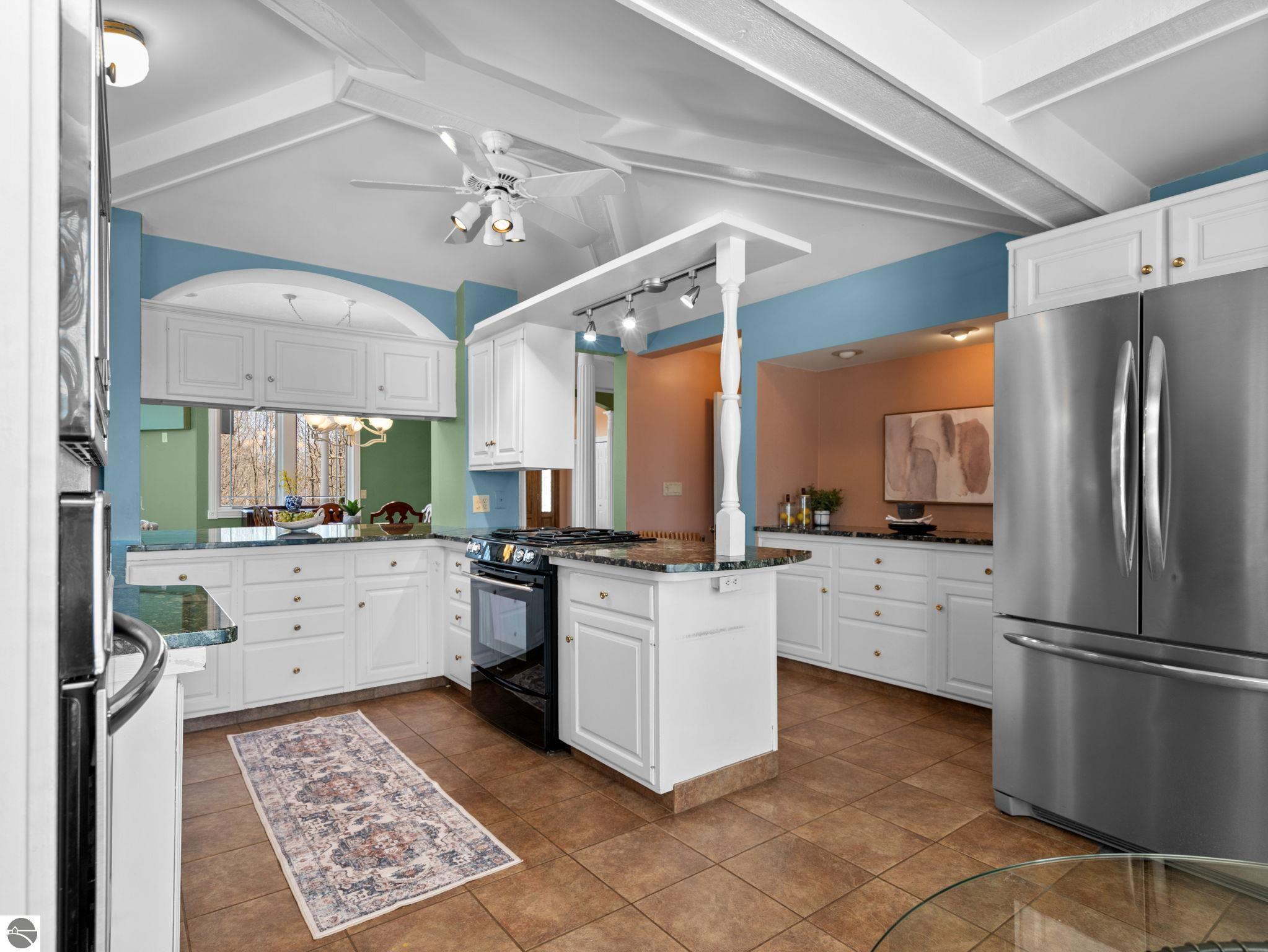 3515 Jefferson Rd, Traverse City, MI, 49684, USA, 5 Bedrooms Bedrooms, ,4 BathroomsBathrooms,Residential,Active,3515 Jefferson Rd,1944602