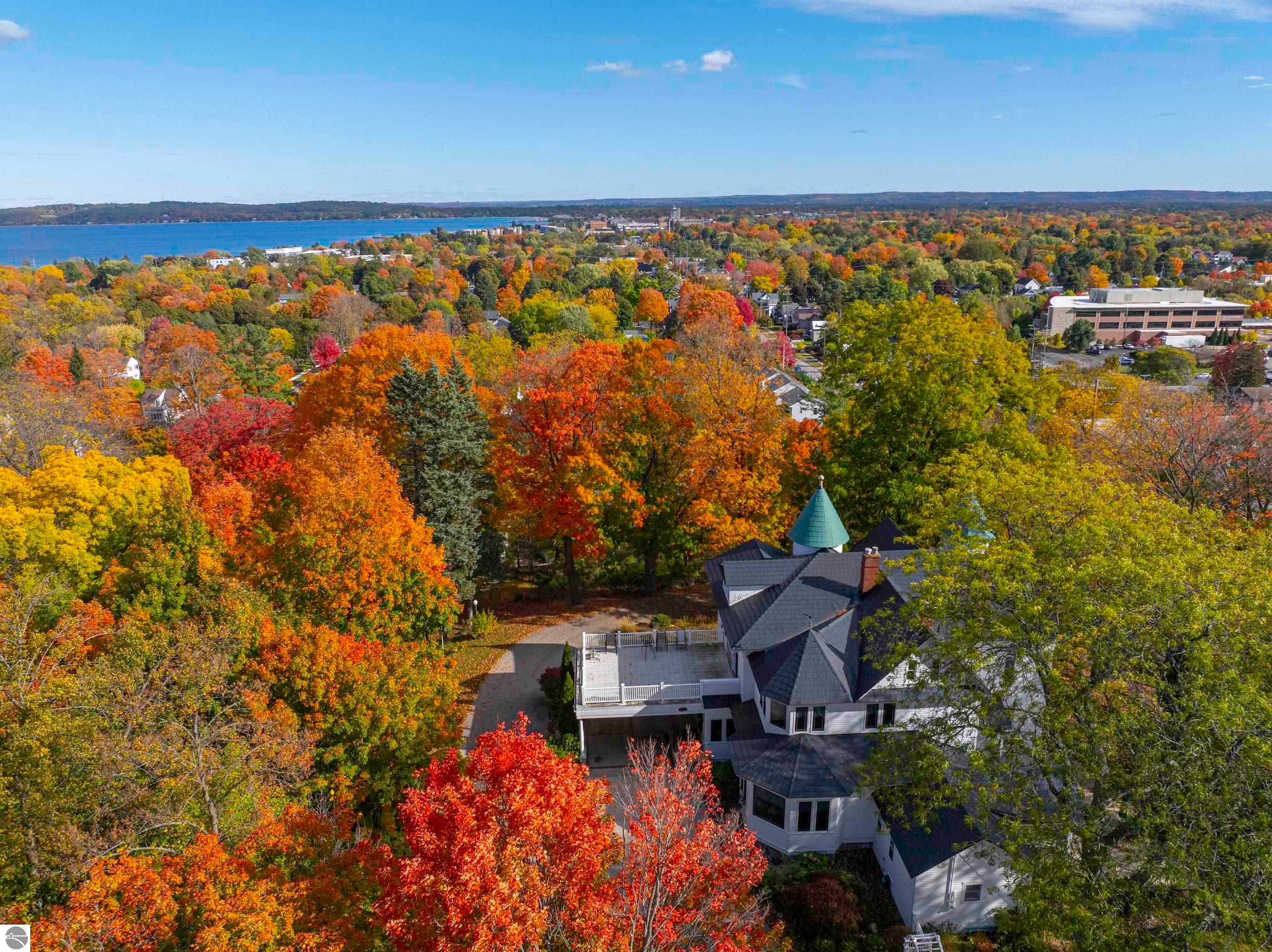 3515 Jefferson Rd, Traverse City, MI, 49684, USA, 5 Bedrooms Bedrooms, ,4 BathroomsBathrooms,Residential,Active,3515 Jefferson Rd,1944602