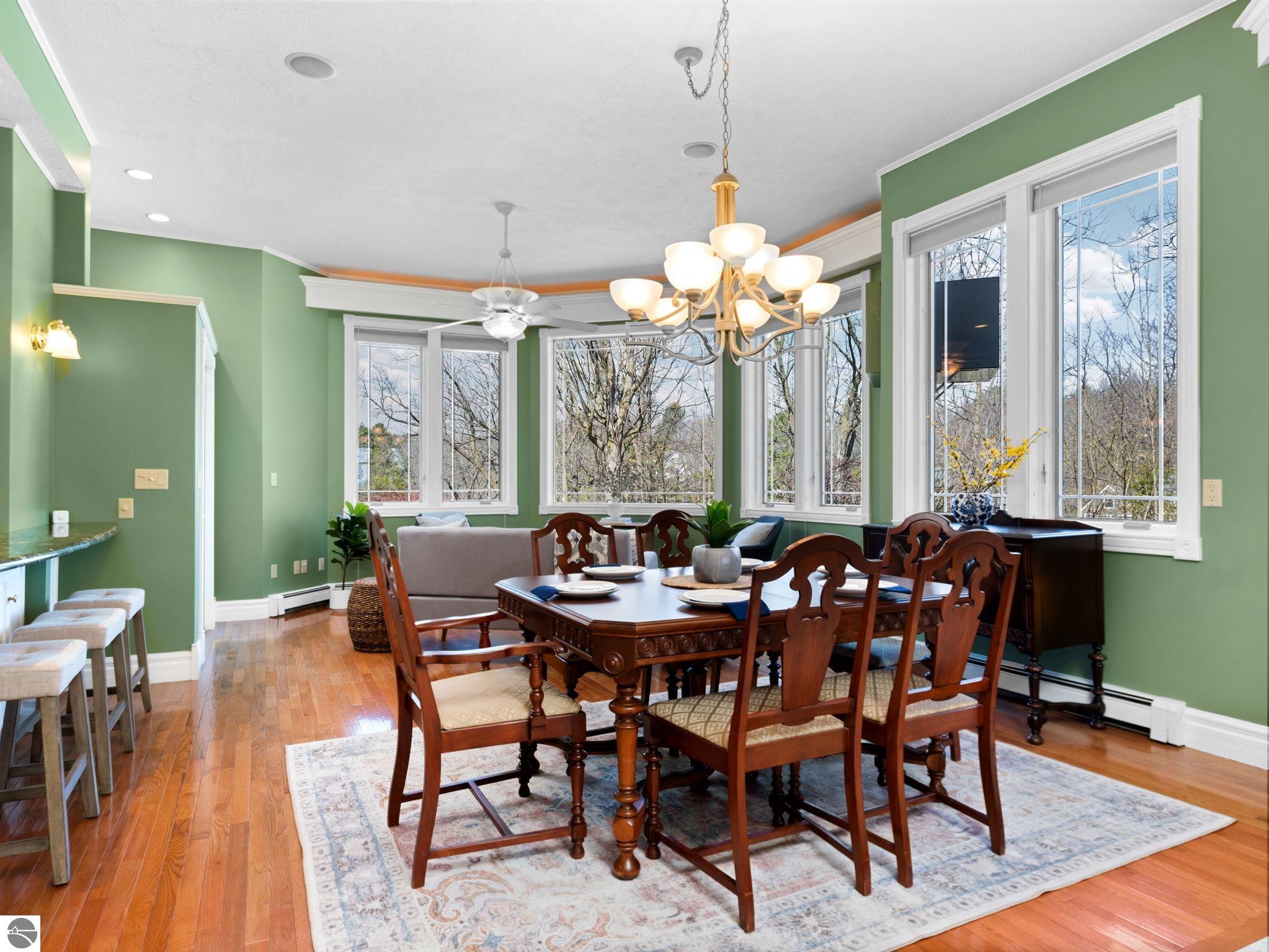 3515 Jefferson Rd, Traverse City, MI, 49684, USA, 5 Bedrooms Bedrooms, ,4 BathroomsBathrooms,Residential,Active,3515 Jefferson Rd,1944602