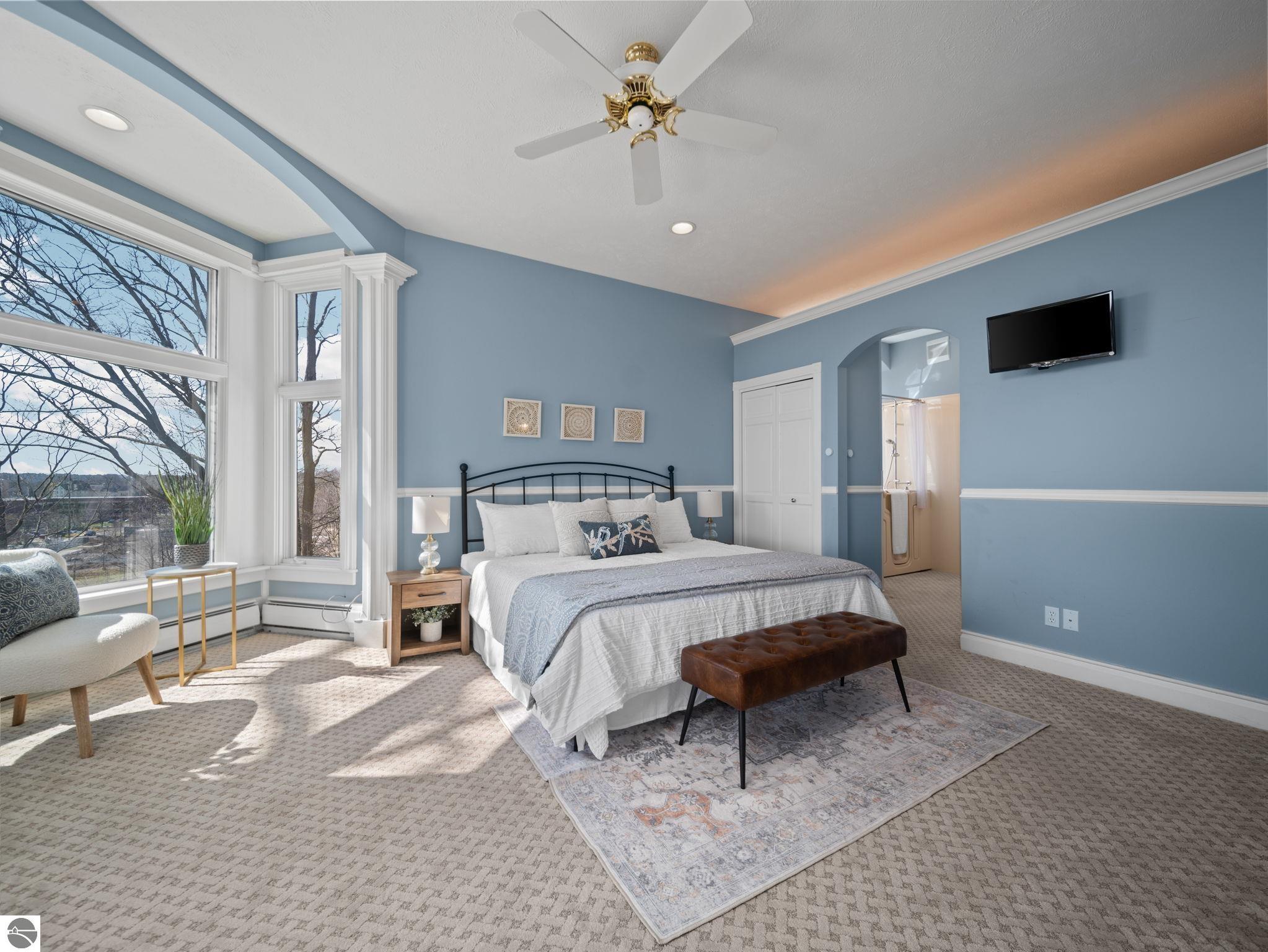 3515 Jefferson Rd, Traverse City, MI, 49684, USA, 5 Bedrooms Bedrooms, ,4 BathroomsBathrooms,Residential,Active,3515 Jefferson Rd,1944602