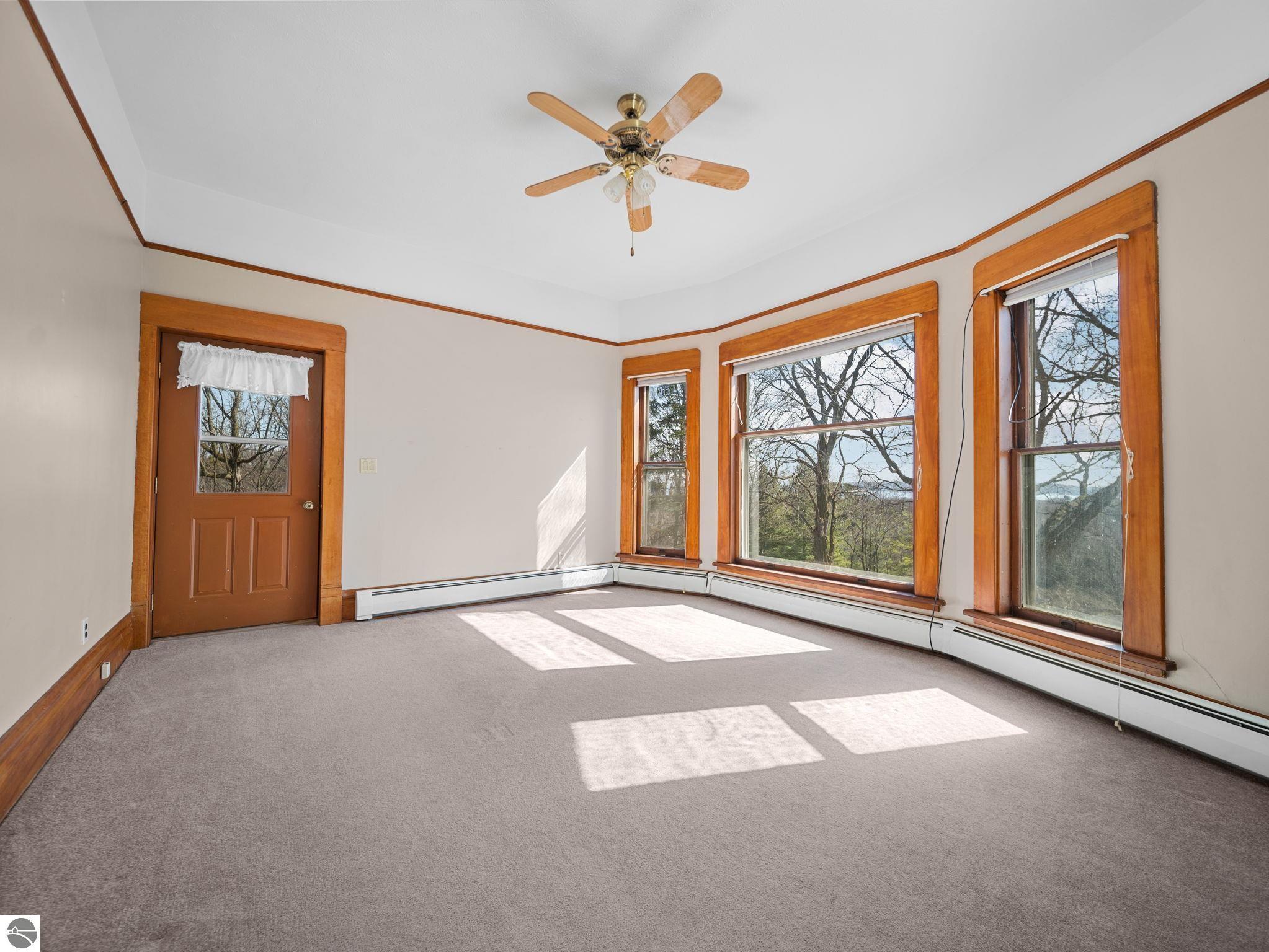 3515 Jefferson Rd, Traverse City, MI, 49684, USA, 5 Bedrooms Bedrooms, ,4 BathroomsBathrooms,Residential,Active,3515 Jefferson Rd,1944602