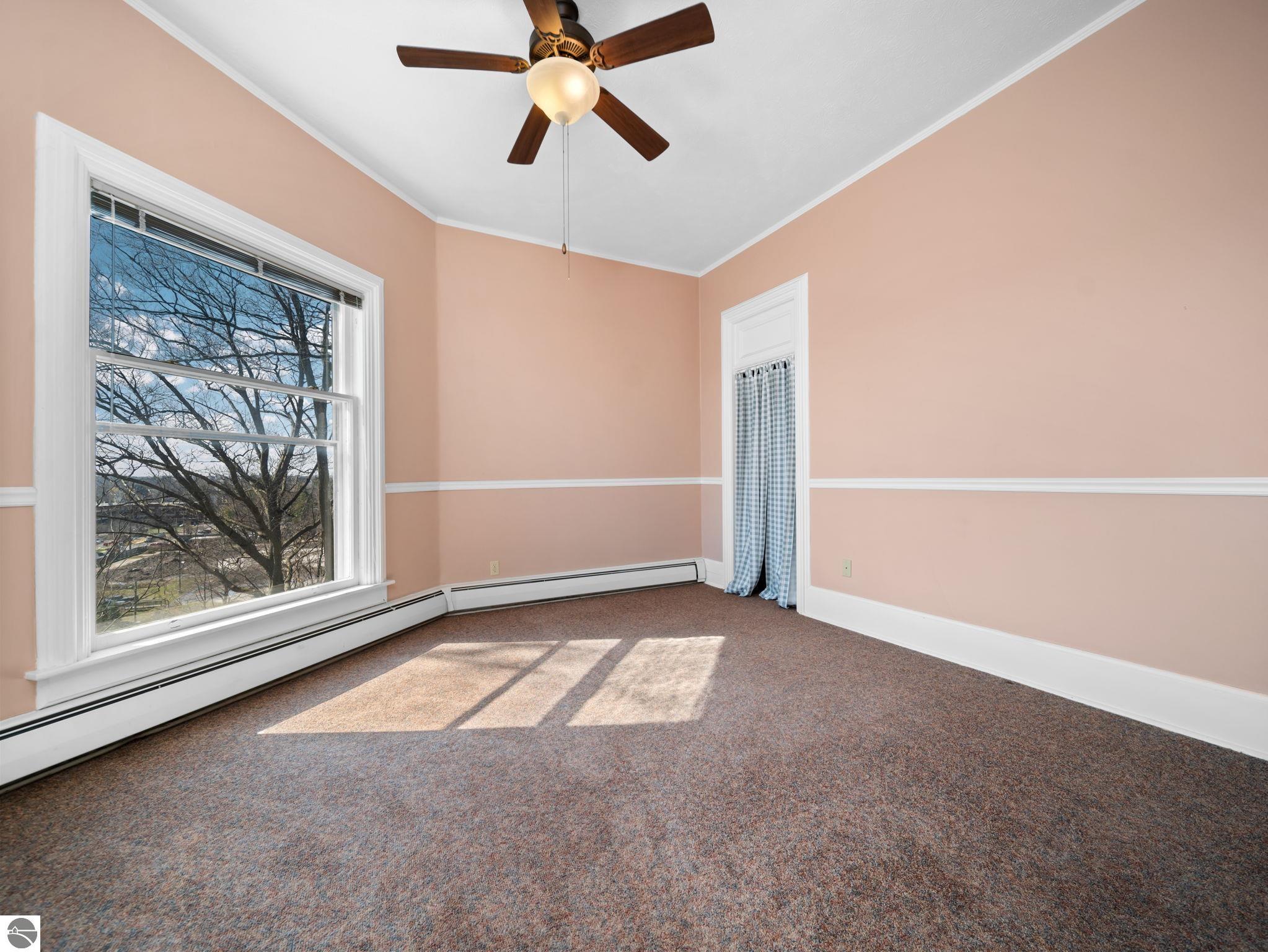 3515 Jefferson Rd, Traverse City, MI, 49684, USA, 5 Bedrooms Bedrooms, ,4 BathroomsBathrooms,Residential,Active,3515 Jefferson Rd,1944602