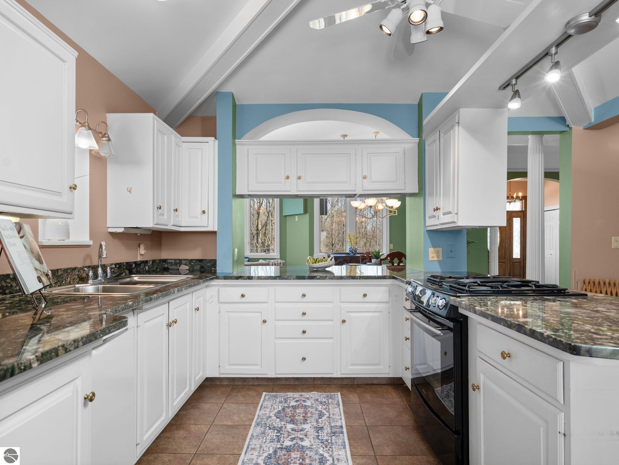 3515 Jefferson Rd, Traverse City, MI, 49684, USA, 5 Bedrooms Bedrooms, ,4 BathroomsBathrooms,Residential,Active,3515 Jefferson Rd,1944602