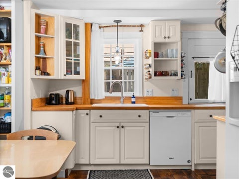 Tiny photo for 917 S Bayshore Drive, Elk Rapids, MI 49629 (MLS # 1950229)