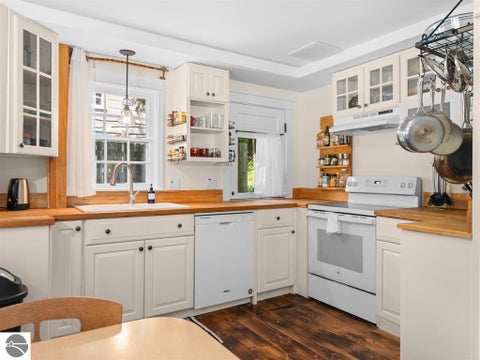 Tiny photo for 917 S Bayshore Drive, Elk Rapids, MI 49629 (MLS # 1950229)