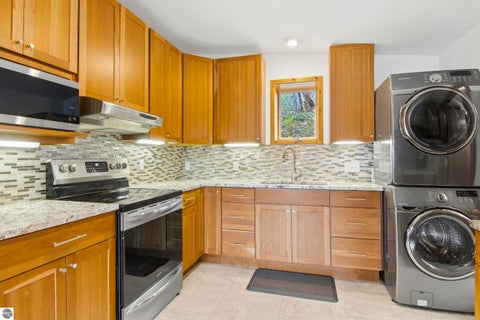 Tiny photo for 2408 Pinehurst Trail, Traverse City, MI 49696 (MLS # 1944732)