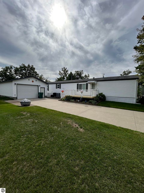 Tiny photo for 3287 Comanche Trail, West Branch, MI 48661 (MLS # 1950990)