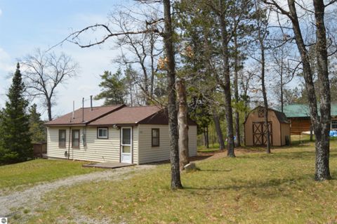 Tiny photo for 832 Hillcrest Drive, Mio, MI 48647 (MLS # 1945358)