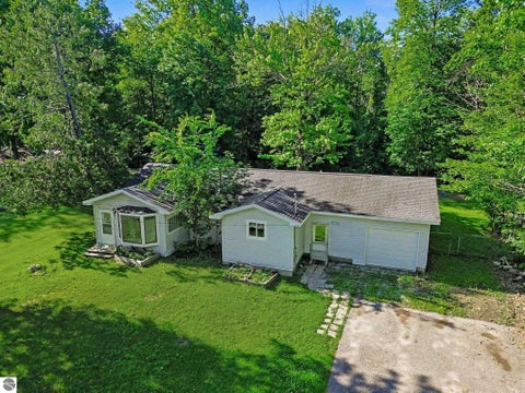 Tiny photo for 7579 Hillsdale Drive, Hale, MI 48739 (MLS # 1947319)