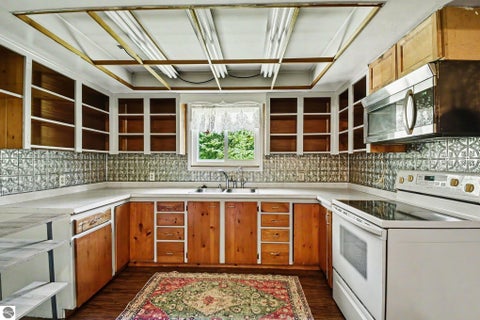Tiny photo for 7579 Hillsdale Drive, Hale, MI 48739 (MLS # 1947319)