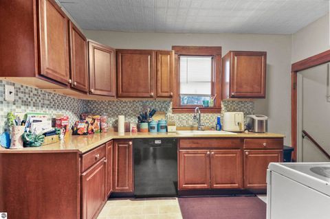 Tiny photo for 507 Lincoln Street, Cadillac, MI 49601 (MLS # 1942451)