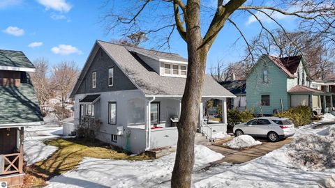 Tiny photo for 507 Lincoln Street, Cadillac, MI 49601 (MLS # 1942451)