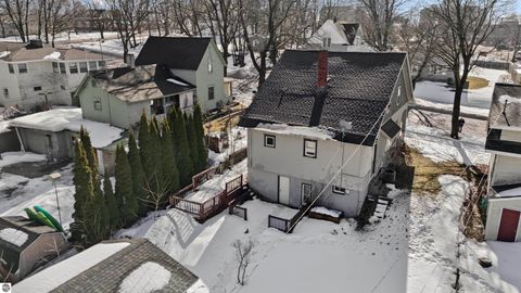 Tiny photo for 507 Lincoln Street, Cadillac, MI 49601 (MLS # 1942451)