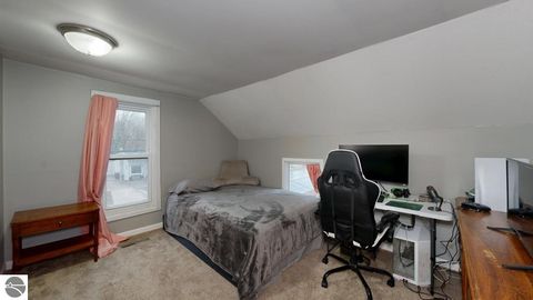 Tiny photo for 233 E Wright Avenue, Shepherd, MI 48883 (MLS # 1942801)