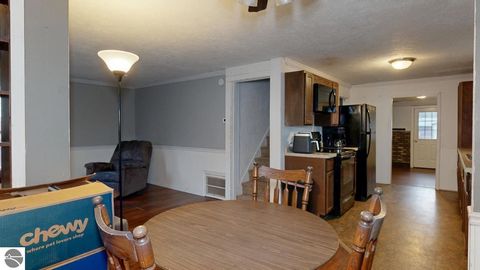 Tiny photo for 233 E Wright Avenue, Shepherd, MI 48883 (MLS # 1942801)