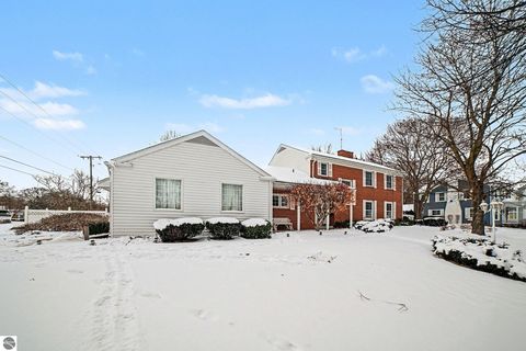 Tiny photo for 1054 E Maple, Mt Pleasant, MI 48858 (MLS # 1942122)