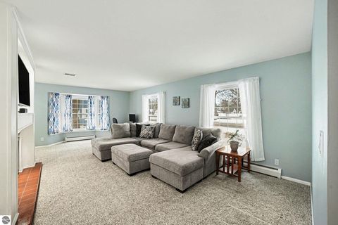 Tiny photo for 1054 E Maple, Mt Pleasant, MI 48858 (MLS # 1942122)