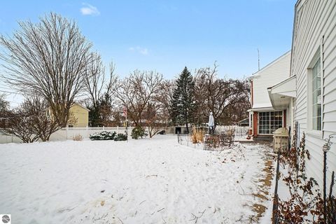Tiny photo for 1054 E Maple, Mt Pleasant, MI 48858 (MLS # 1942122)