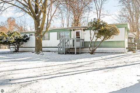 Tiny photo for 1534 Keystone Hills Court, Traverse City, MI 49696 (MLS # 1943042)