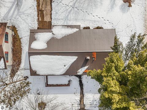 Tiny photo for 718 Sunset Lane, Cadillac, MI 49601 (MLS # 1942322)