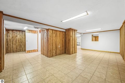 Tiny photo for 718 Sunset Lane, Cadillac, MI 49601 (MLS # 1942322)