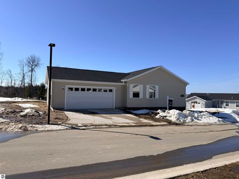 Photo of 2111 Vista View Drive, Traverse City, MI 49686 (MLS # 1942727)