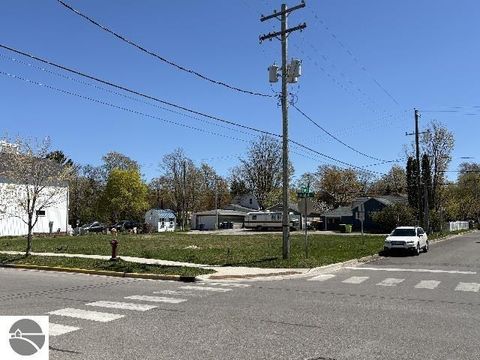 Tiny photo for 537 Randolph Street, Traverse City, MI 49684 (MLS # 1945165)