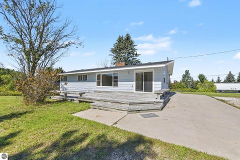 Tiny photo for 3339 Hartman Road, Traverse City, MI 49685 (MLS # 1950902)