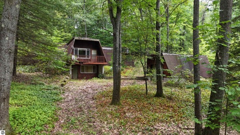 Tiny photo for 112 Valley Circle, Leroy, MI 49655 (MLS # 1950384)