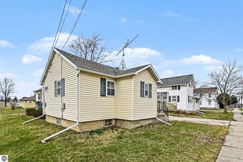 Tiny photo for 528 S Main Street Road, Fowler, MI 48835 (MLS # 1943064)