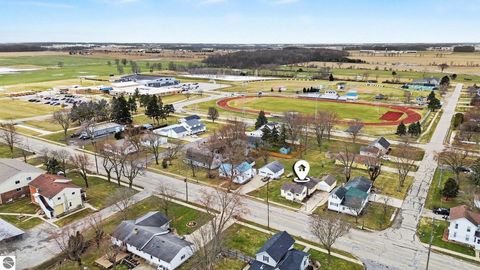 Tiny photo for 528 S Main Street Road, Fowler, MI 48835 (MLS # 1943064)