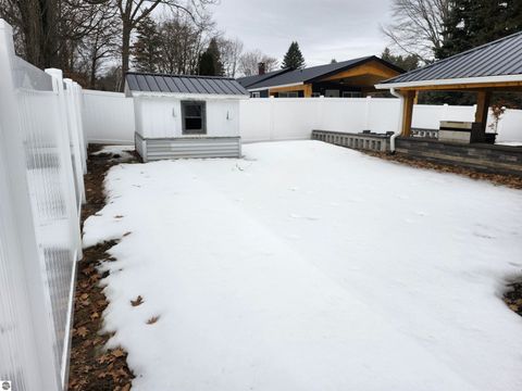 Tiny photo for 206 Joliet Avenue, Houghton Lake, MI 48629 (MLS # 1942736)