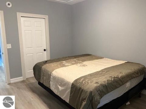 Tiny photo for 206 Joliet Avenue, Houghton Lake, MI 48629 (MLS # 1942736)