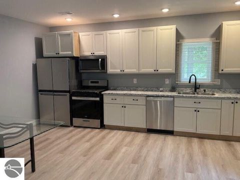 Tiny photo for 206 Joliet Avenue, Houghton Lake, MI 48629 (MLS # 1942736)