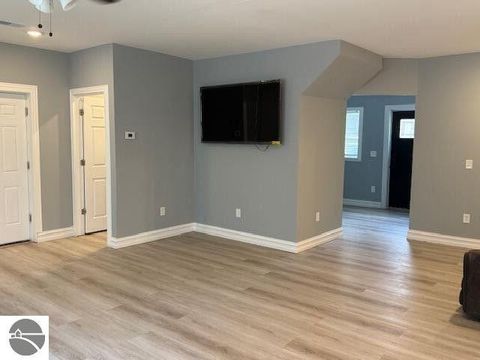 Tiny photo for 206 Joliet Avenue, Houghton Lake, MI 48629 (MLS # 1942736)