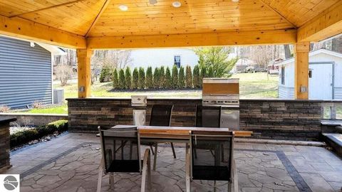 Tiny photo for 206 Joliet Avenue, Houghton Lake, MI 48629 (MLS # 1942736)