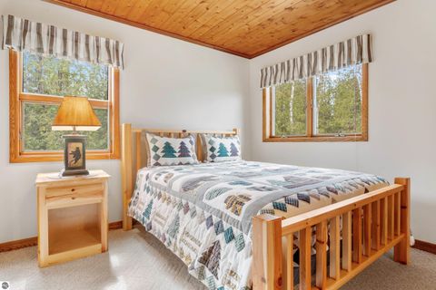 Tiny photo for 3998 N US-23 N, Rogers City, MI 49779 (MLS # 1945252)