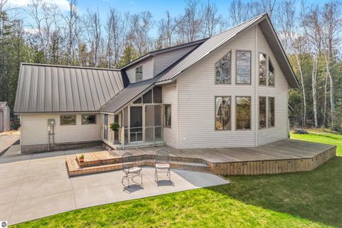 Photo of 3998 N US-23 N, Rogers City, MI 49779 (MLS # 1945252)