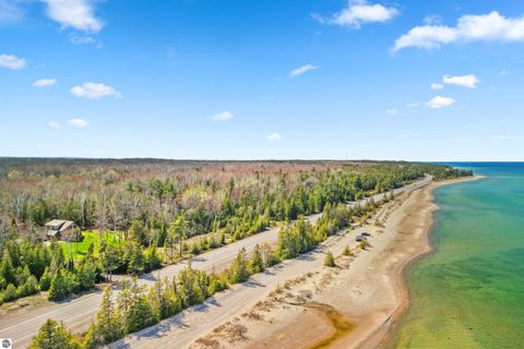 Tiny photo for 3998 N US-23 N, Rogers City, MI 49779 (MLS # 1945252)
