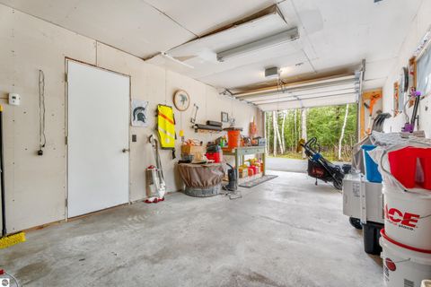 Tiny photo for 3998 N US-23 N, Rogers City, MI 49779 (MLS # 1945252)