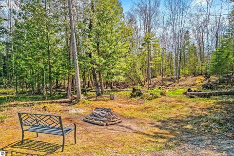 Tiny photo for 3998 N US-23 N, Rogers City, MI 49779 (MLS # 1945252)
