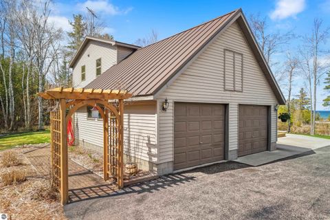 Tiny photo for 3998 N US-23 N, Rogers City, MI 49779 (MLS # 1945252)