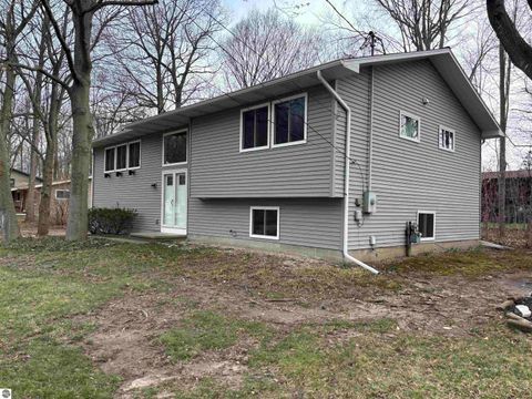 Tiny photo for 1840 Beech, Mt Pleasant, MI 48858 (MLS # 1943647)