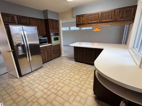 Tiny photo for 1840 Beech, Mt Pleasant, MI 48858 (MLS # 1943647)