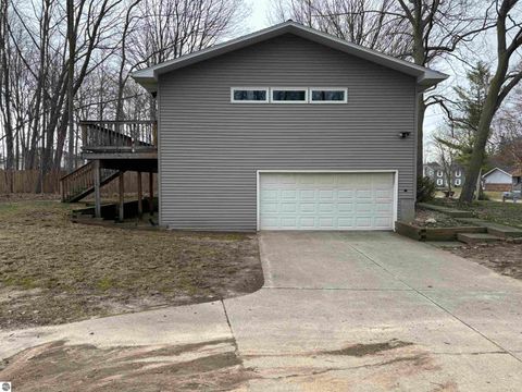 Tiny photo for 1840 Beech, Mt Pleasant, MI 48858 (MLS # 1943647)