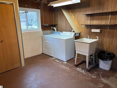 Tiny photo for 1840 Beech, Mt Pleasant, MI 48858 (MLS # 1943647)